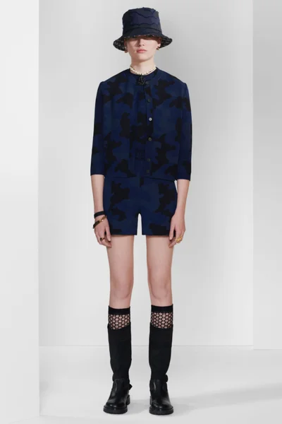 Look 74